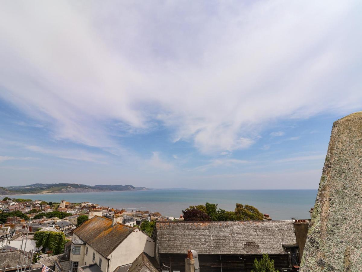 The Penthouse Apartment Lyme Regis Exterior photo