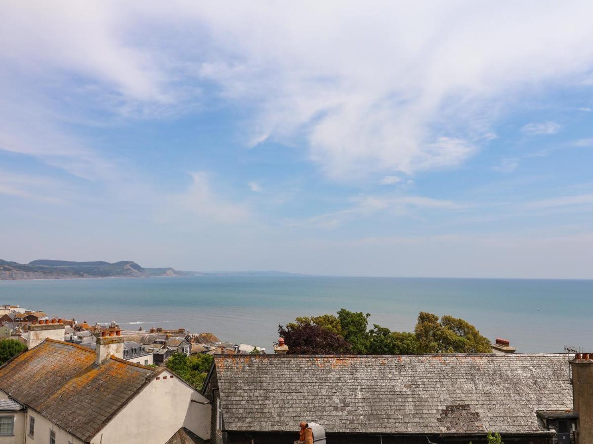 The Penthouse Apartment Lyme Regis Exterior photo